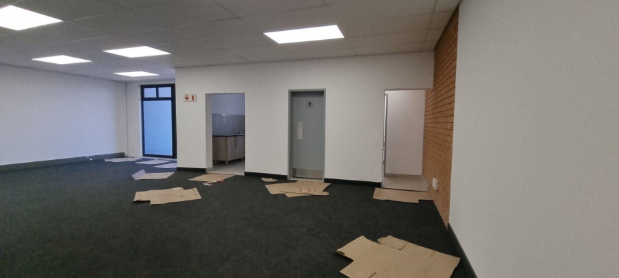 To Let commercial Property for Rent in Olifantsfontein Gauteng