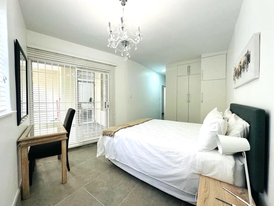 To Let 2 Bedroom Property for Rent in Sandown Gauteng