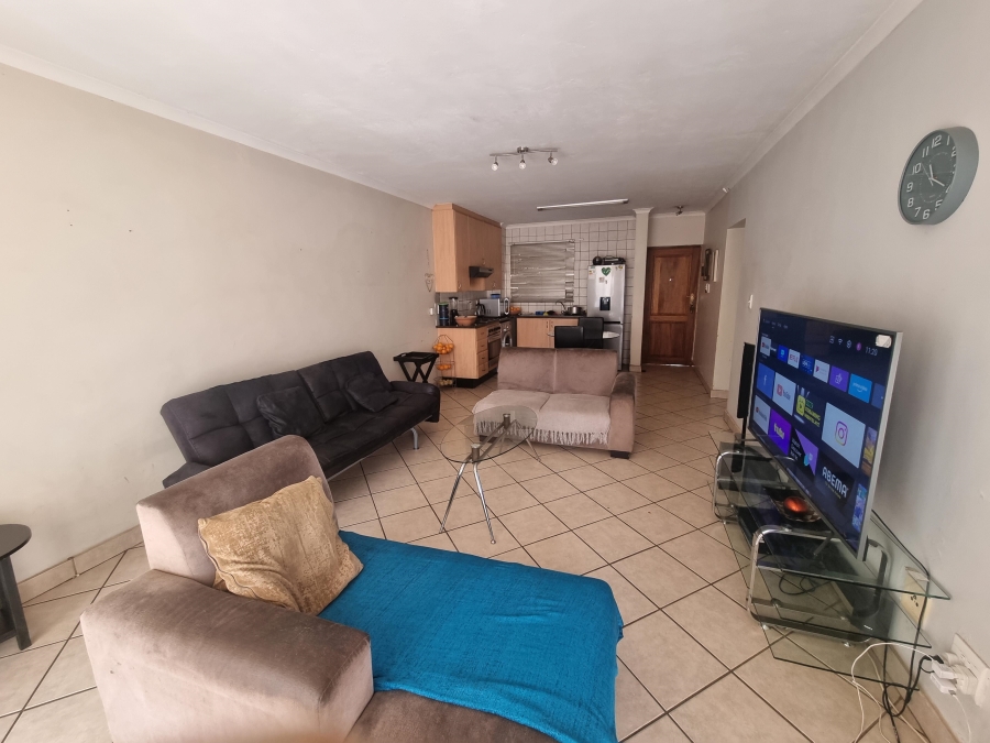 2 Bedroom Property for Sale in Leeuwenhof Estate Gauteng