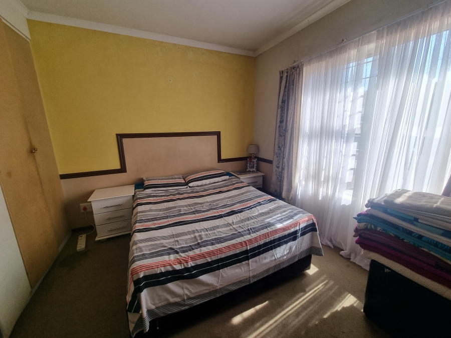 2 Bedroom Property for Sale in Leeuwenhof Estate Gauteng