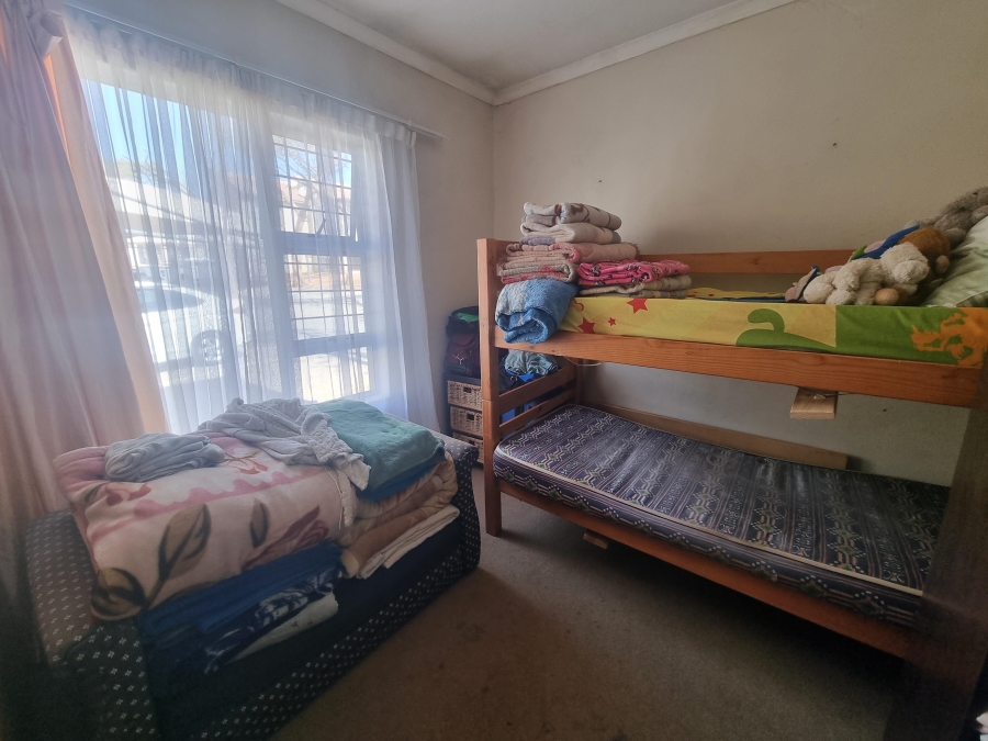 2 Bedroom Property for Sale in Leeuwenhof Estate Gauteng