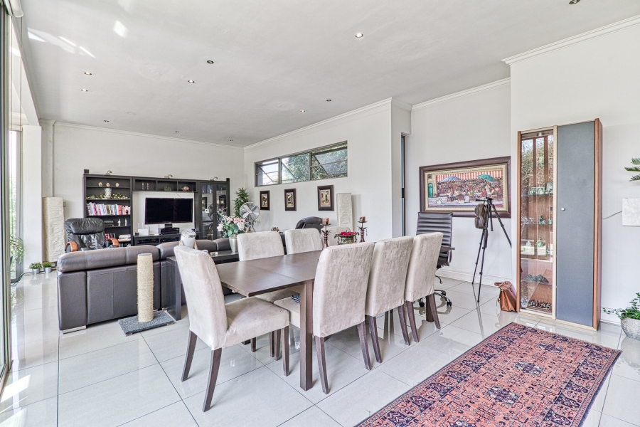 4 Bedroom Property for Sale in Helderfontein Estate Gauteng