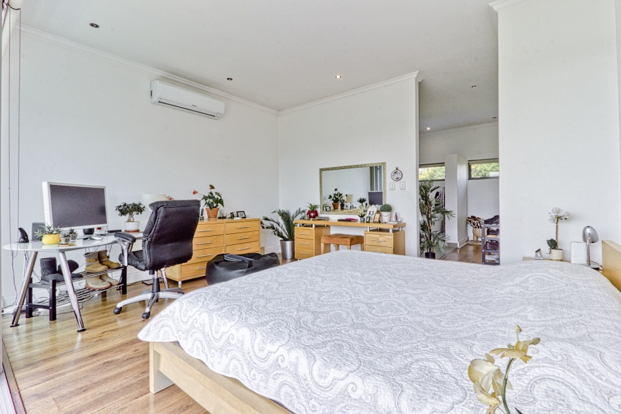 4 Bedroom Property for Sale in Helderfontein Estate Gauteng