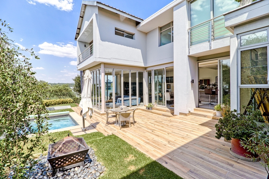 4 Bedroom Property for Sale in Helderfontein Estate Gauteng