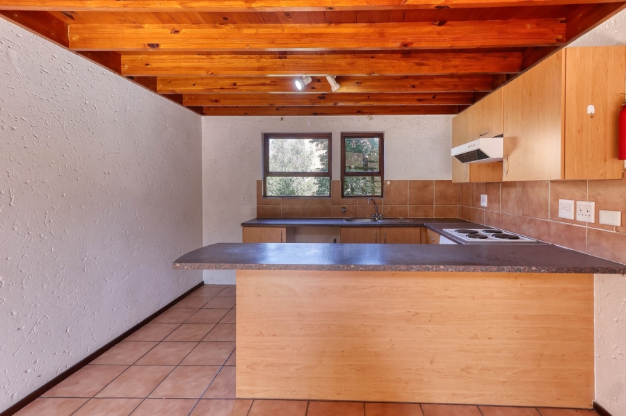 2 Bedroom Property for Sale in Lonehill Gauteng