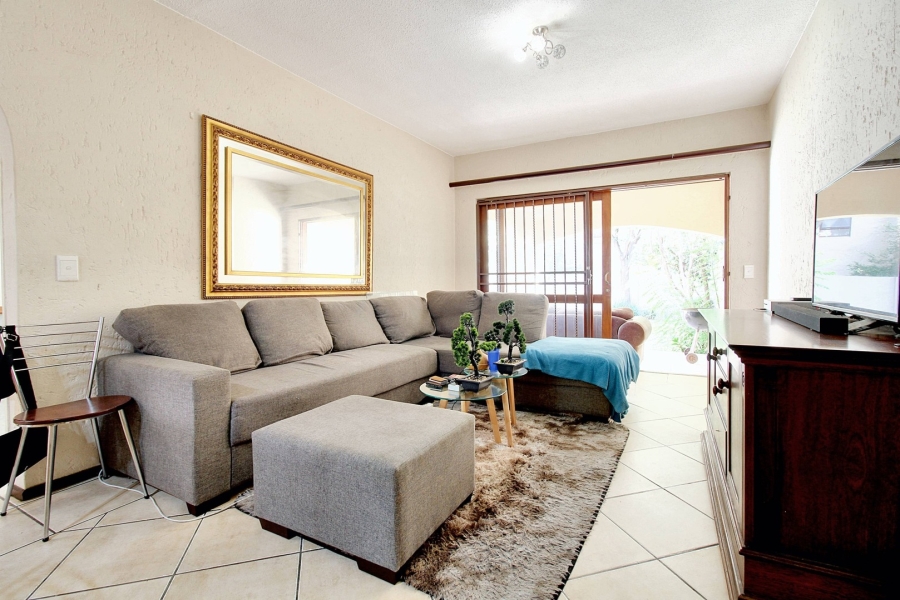 1 Bedroom Property for Sale in Lonehill Gauteng