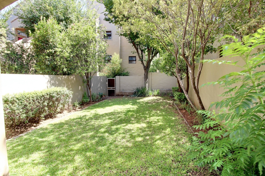 1 Bedroom Property for Sale in Lonehill Gauteng