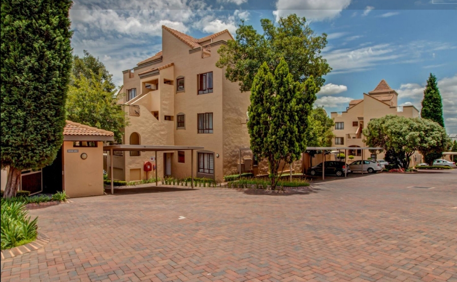 1 Bedroom Property for Sale in Lonehill Gauteng