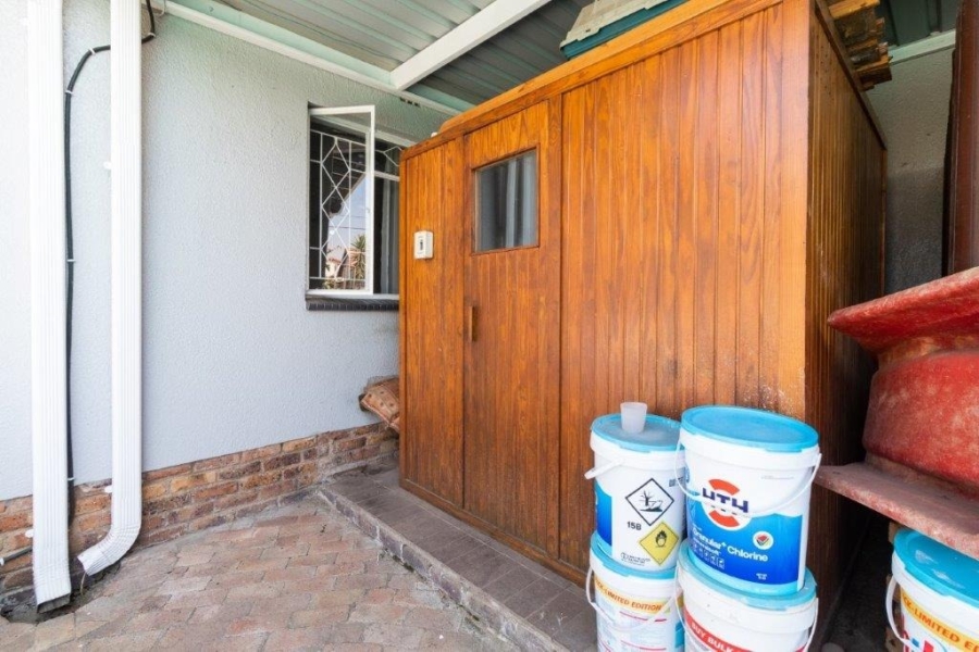 4 Bedroom Property for Sale in Glen Marais Gauteng