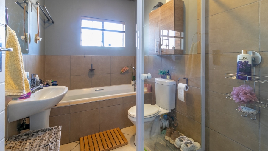 2 Bedroom Property for Sale in Sagewood Gauteng