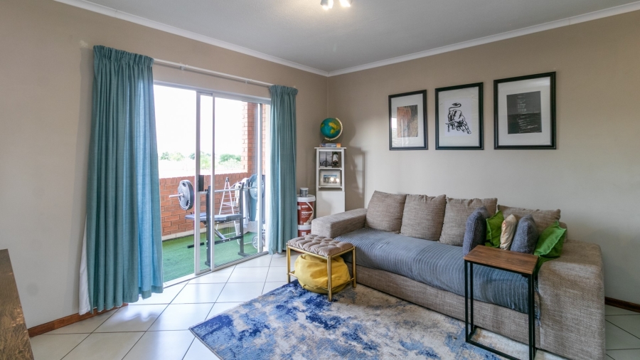 2 Bedroom Property for Sale in Noordwyk Gauteng