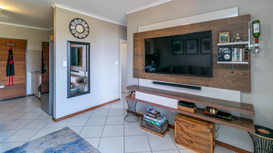 2 Bedroom Property for Sale in Noordwyk Gauteng