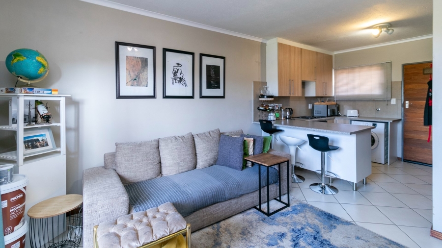 2 Bedroom Property for Sale in Noordwyk Gauteng