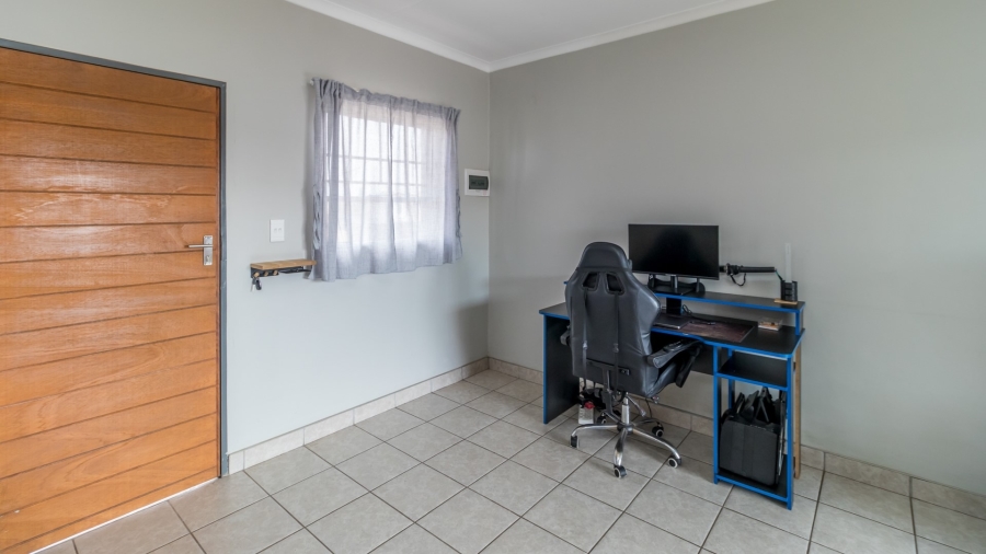 2 Bedroom Property for Sale in Sagewood Gauteng