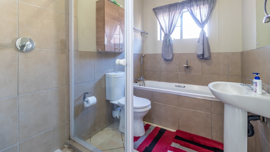 2 Bedroom Property for Sale in Sagewood Gauteng