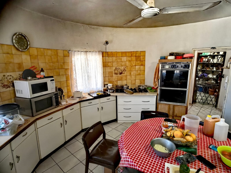 4 Bedroom Property for Sale in Byenespoort Gauteng