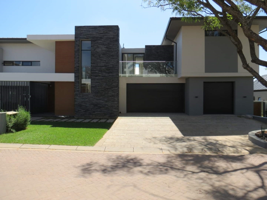 5 Bedroom Property for Sale in Neighbourhood Estate Gauteng