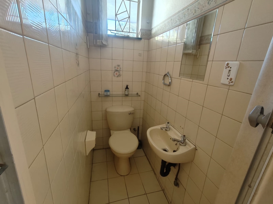 To Let 2 Bedroom Property for Rent in Three Rivers Proper Gauteng