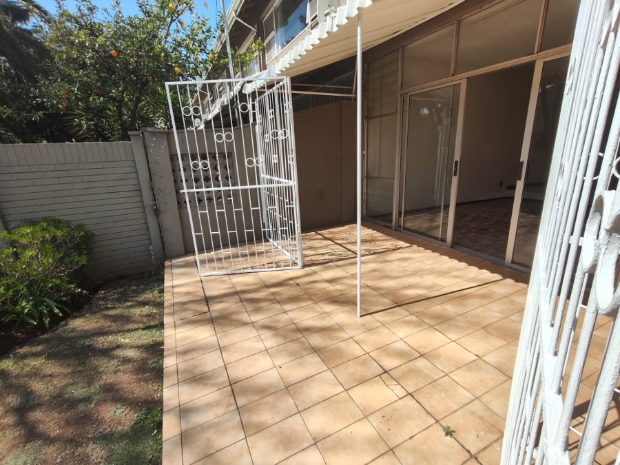 To Let 2 Bedroom Property for Rent in Three Rivers Proper Gauteng