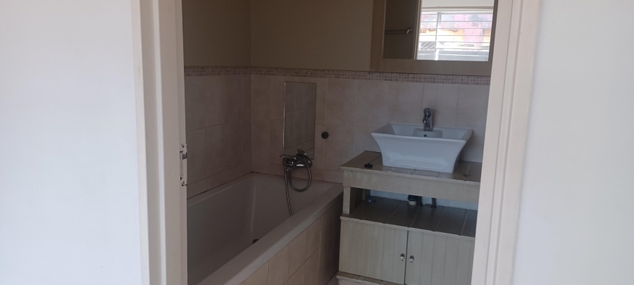 2 Bedroom Property for Sale in Henley on Klip Gauteng