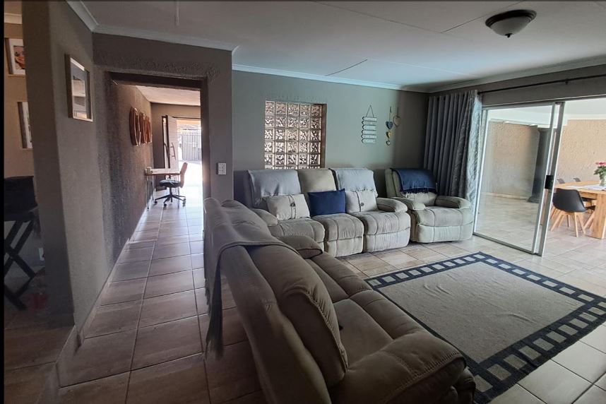 3 Bedroom Property for Sale in Elandspark Gauteng