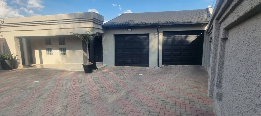 3 Bedroom Property for Sale in Elandspark Gauteng