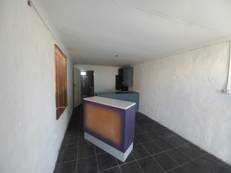 To Let 1 Bedroom Property for Rent in Kew Gauteng