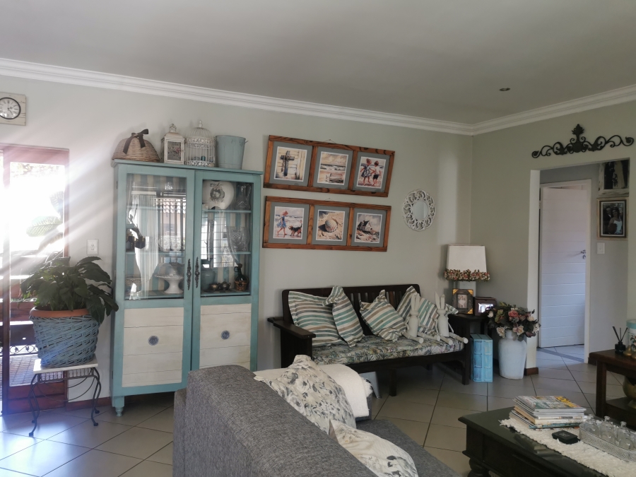 3 Bedroom Property for Sale in Sevilla Estate Gauteng