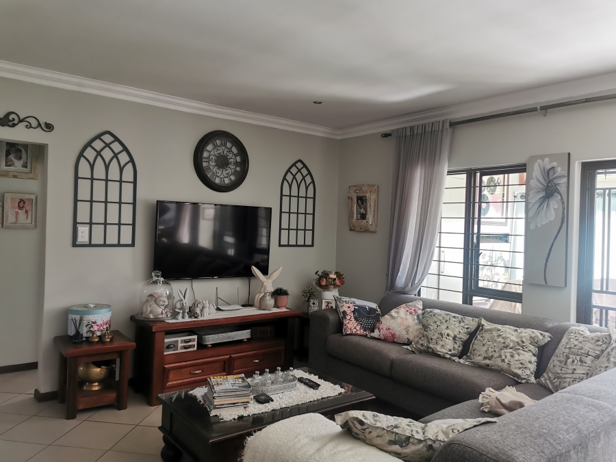 3 Bedroom Property for Sale in Sevilla Estate Gauteng