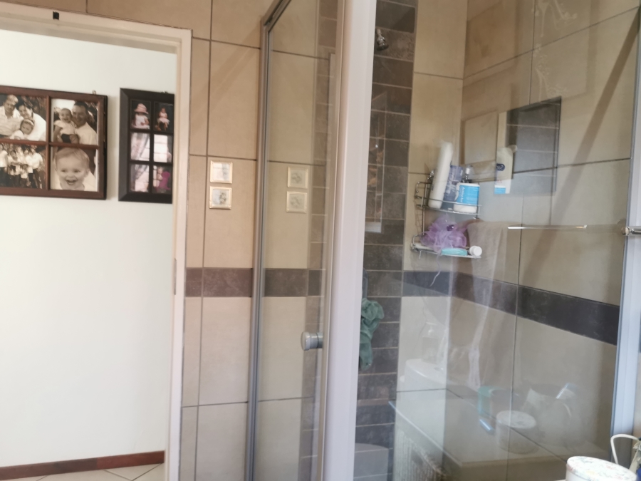 3 Bedroom Property for Sale in Sevilla Estate Gauteng