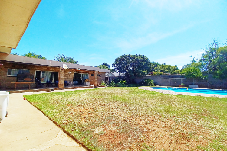 3 Bedroom Property for Sale in Vanderbijlpark SE 2 Gauteng