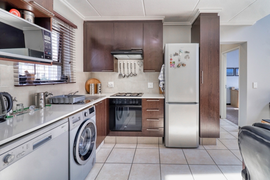 1 Bedroom Property for Sale in Lonehill Gauteng