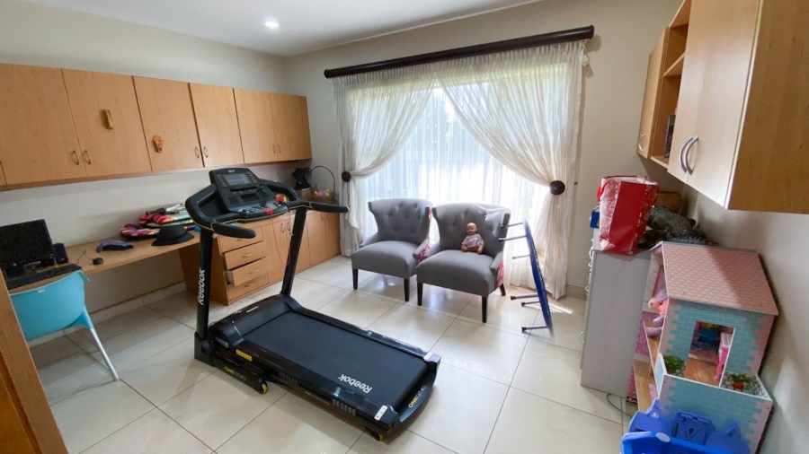 5 Bedroom Property for Sale in Montana Park Gauteng