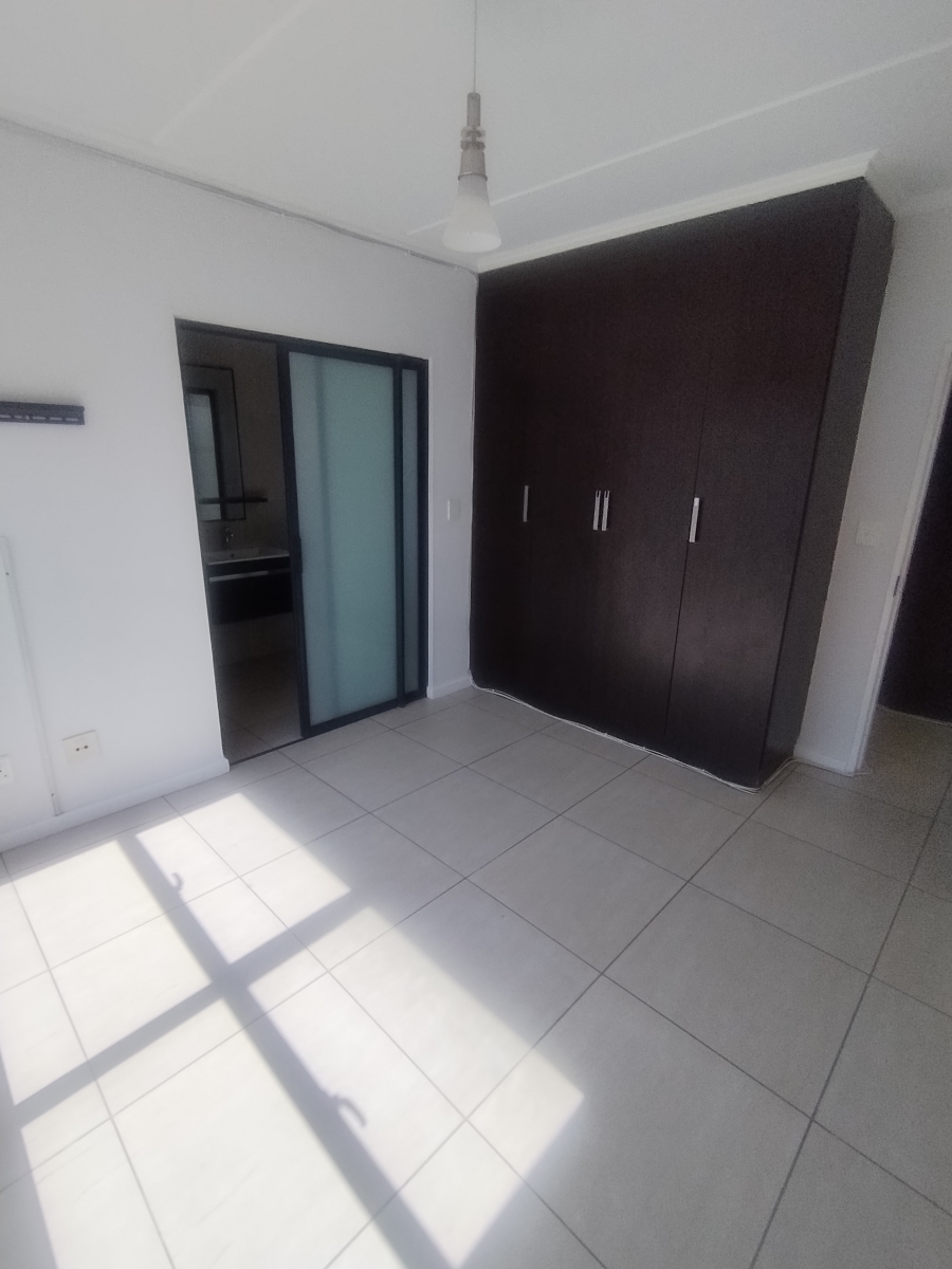 3 Bedroom Property for Sale in Greenstone Ridge Gauteng