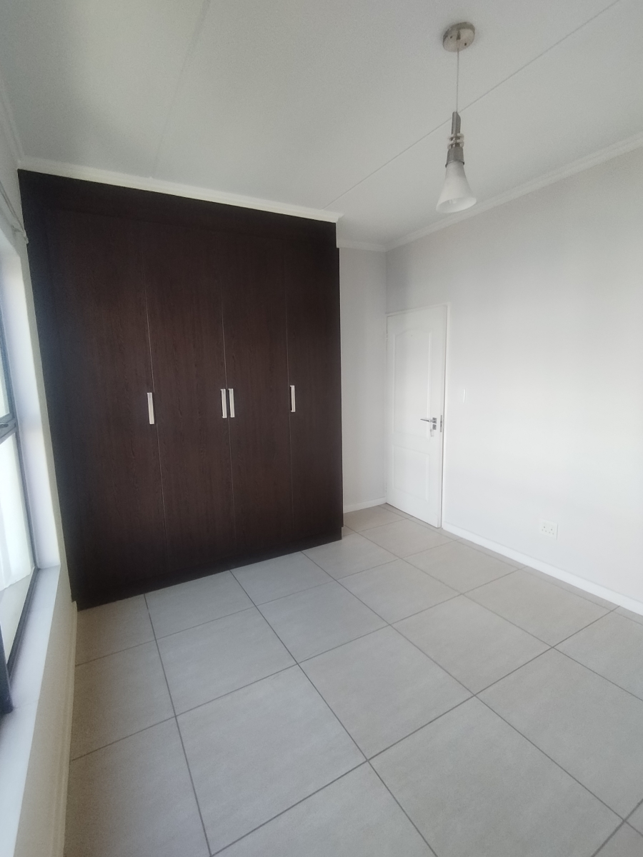 3 Bedroom Property for Sale in Greenstone Ridge Gauteng