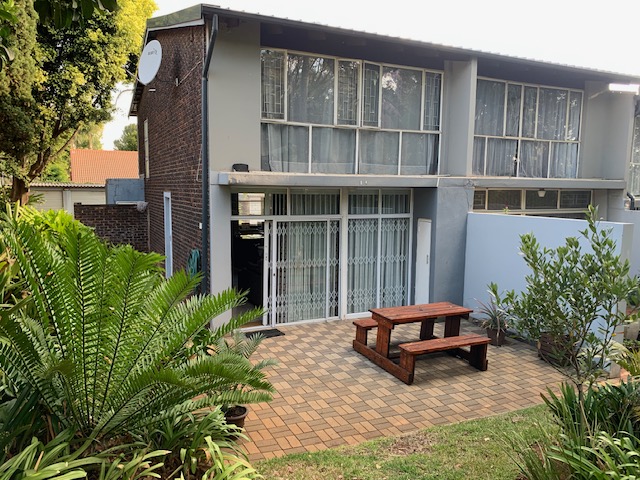 2 Bedroom Property for Sale in Murrayfield Gauteng