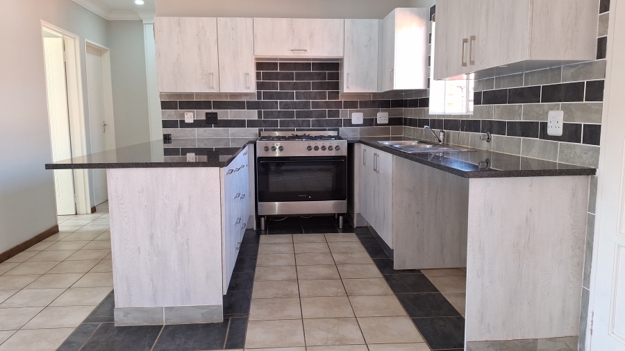 2 Bedroom Property for Sale in Montana Gauteng