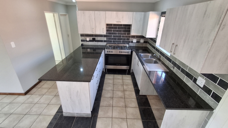 2 Bedroom Property for Sale in Montana Gauteng