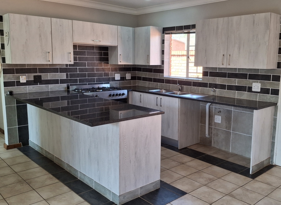 2 Bedroom Property for Sale in Montana Gauteng