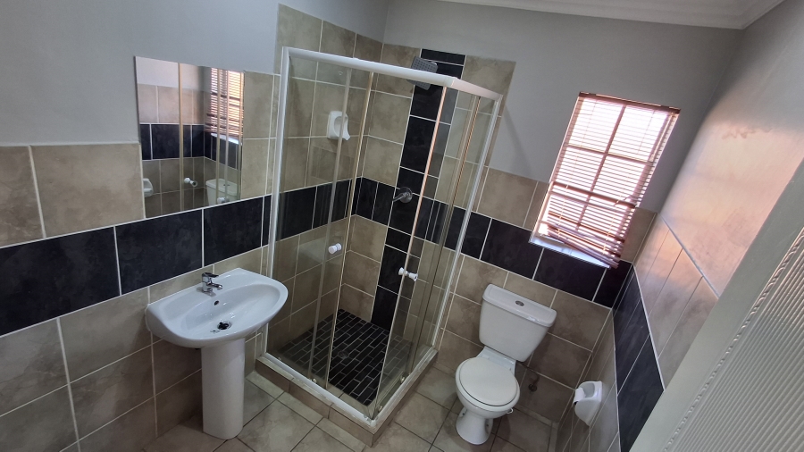 2 Bedroom Property for Sale in Montana Gauteng