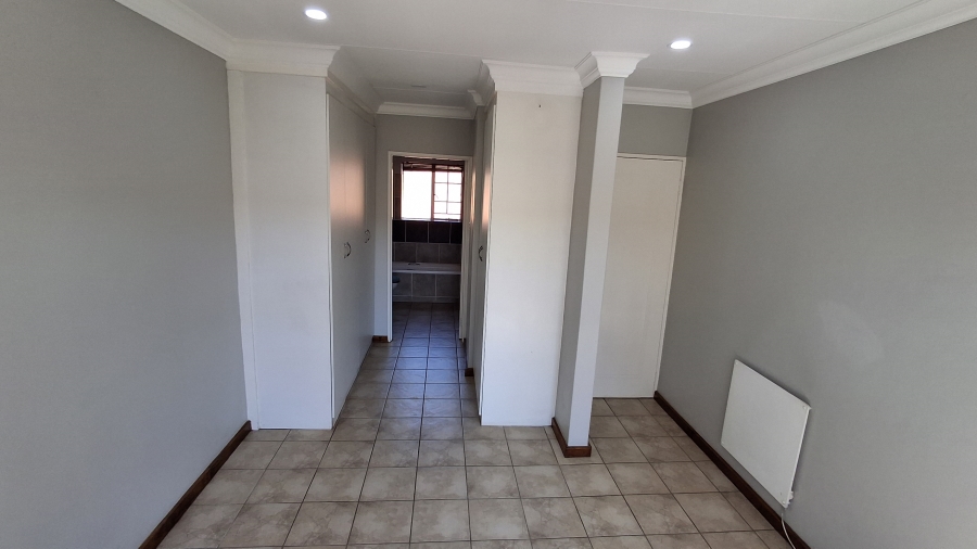 2 Bedroom Property for Sale in Montana Gauteng