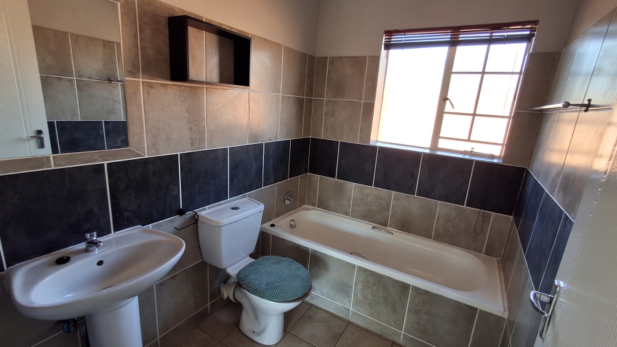 2 Bedroom Property for Sale in Montana Gauteng