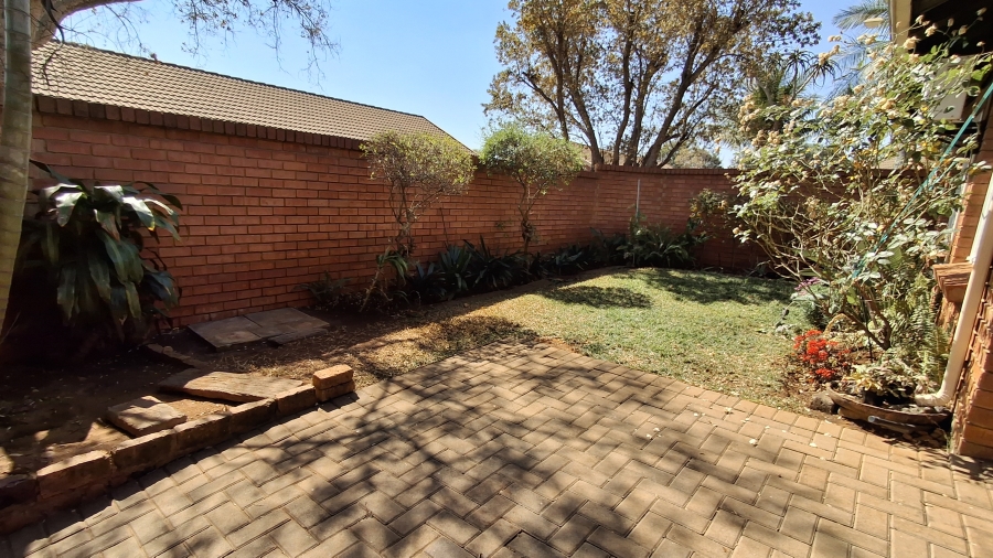 2 Bedroom Property for Sale in Montana Gauteng