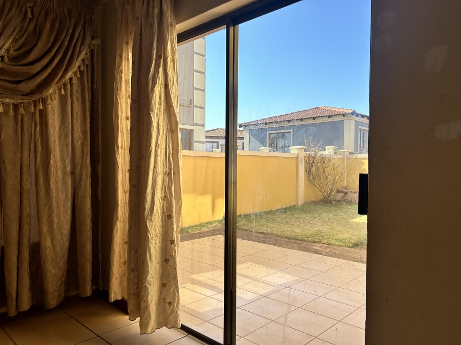 4 Bedroom Property for Sale in Heritage Heights Gauteng