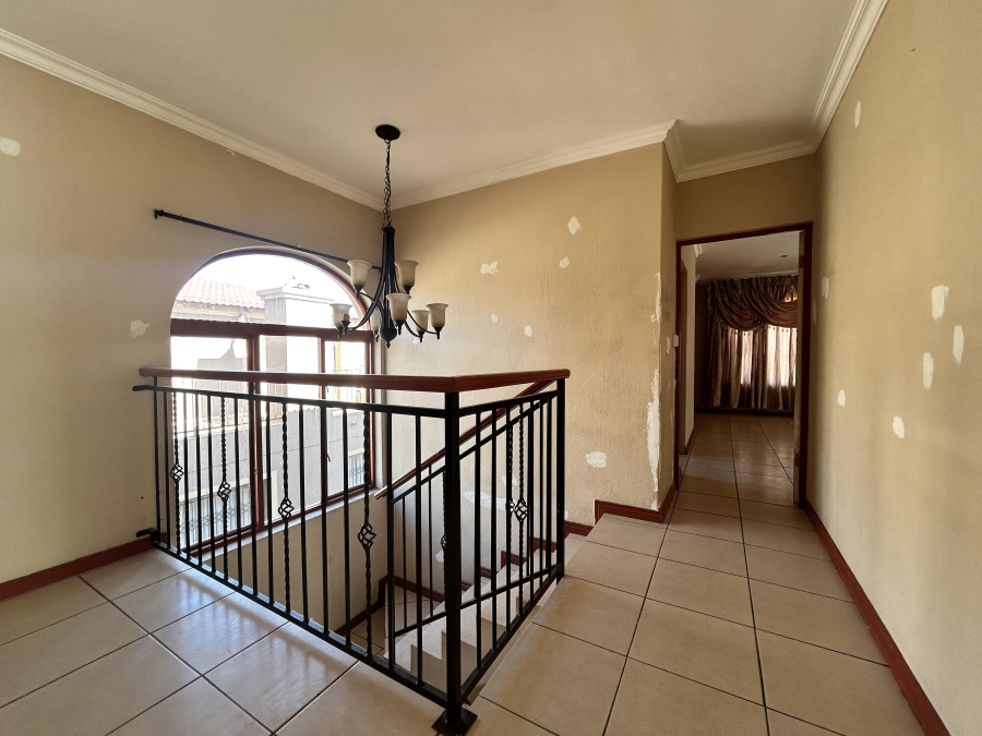 4 Bedroom Property for Sale in Heritage Heights Gauteng