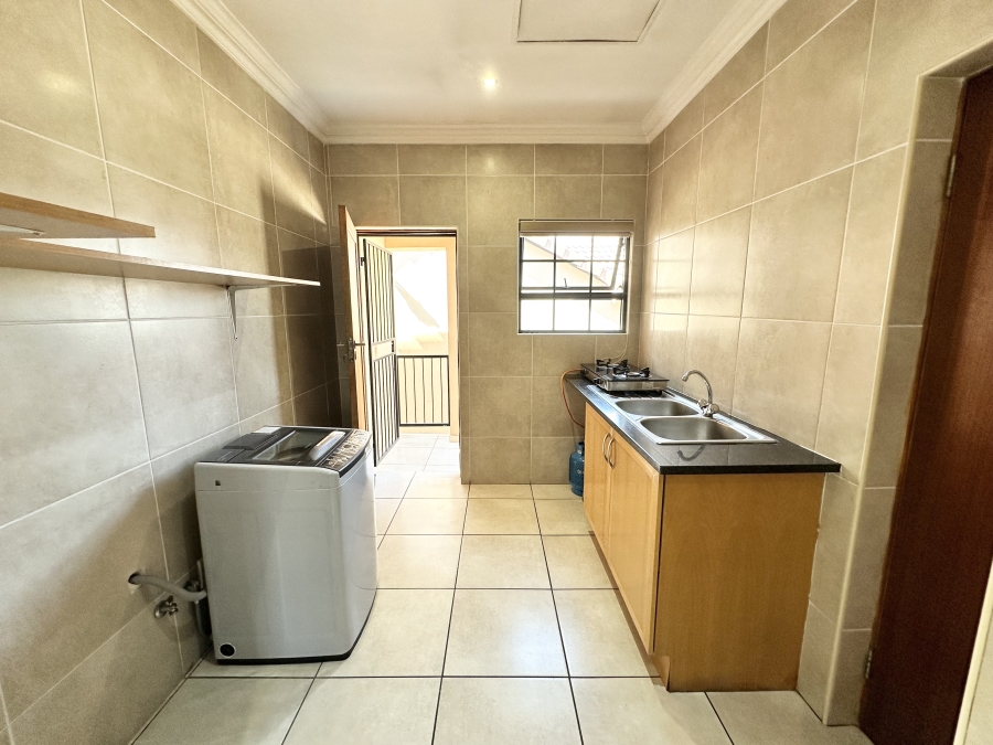 3 Bedroom Property for Sale in Thatchfield Estate Gauteng