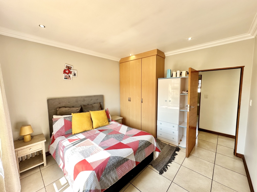 3 Bedroom Property for Sale in Thatchfield Estate Gauteng