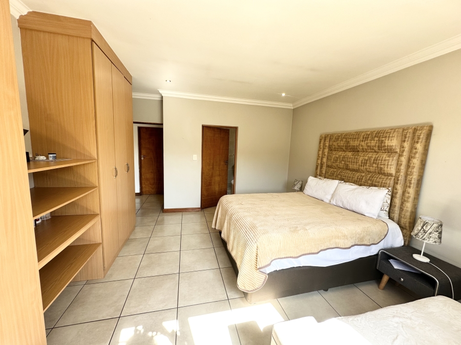 3 Bedroom Property for Sale in Thatchfield Estate Gauteng