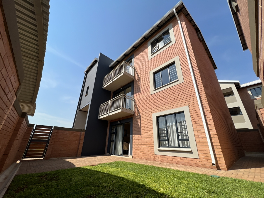 2 Bedroom Property for Sale in Roodepark Eco Estate Gauteng