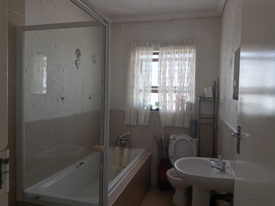 2 Bedroom Property for Sale in Boksburg North Gauteng